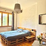 Boby Center